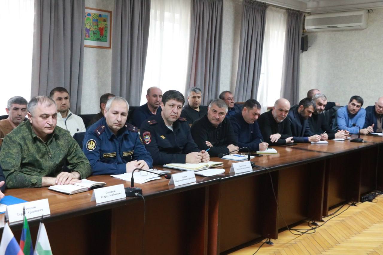 В Дербентском районе обсудили вопросы привлечения граждан на военную службу по контракту